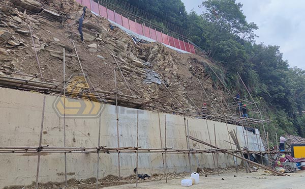 公路邊坡災后修復處治